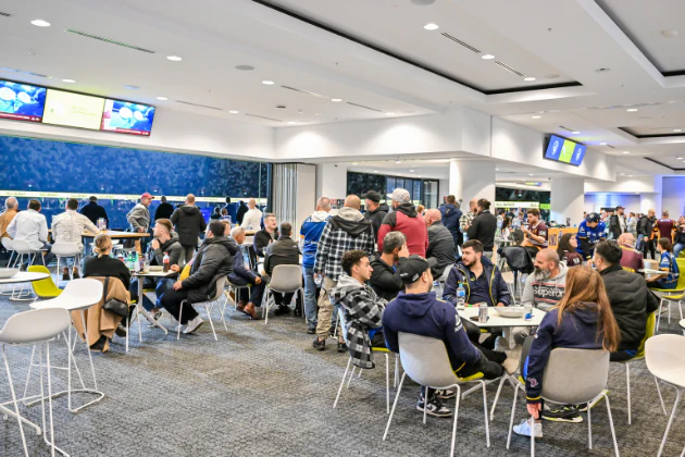 Round 21 - Eels v Panthers - Cumberland Lounge - Image 5