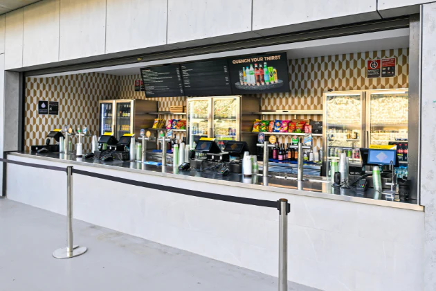 Round 24 - Eels v Cowboys - Outdoor Boxes - Image 6