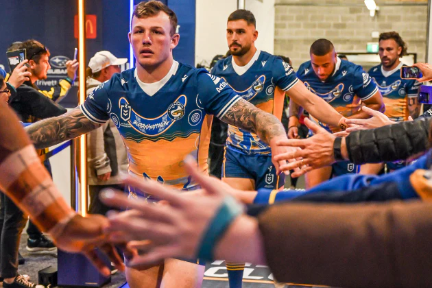 Round 24 - Eels v Cowboys - Field Club - Image 3